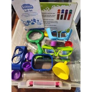 Science experiment kit
